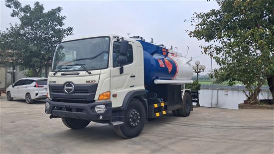 Xe chở xăng dầu 11 khối - 04 khoang